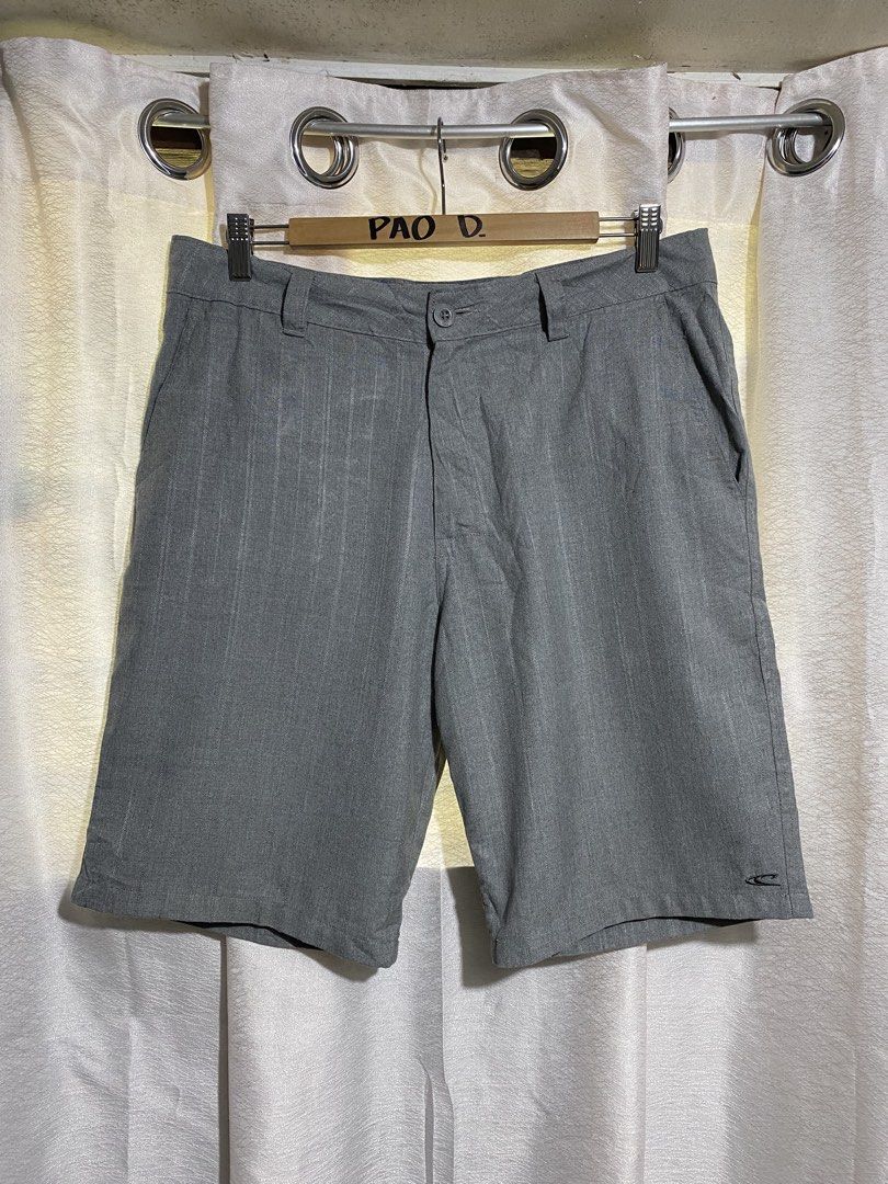 O'Neill Walk Shorts (Category: Shorts) located in Davao. Submitted by VapenDrip (Listing ID 1471017629, Image 1). Description: O'Neill Walk Shorts Waist 34 Length 20.5 Excellet condition 350+sf.