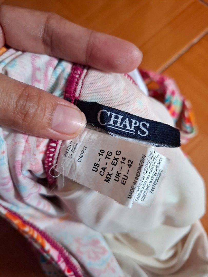 Onepiece Swim Dress M-L (Category: Bikinis & Swimsuits) located in Quezon City. Submitted by an.marie (Listing ID 1470936385, Image 3). Description: washed 📍Loc: Tandang Sora, QC Can do same day delivery or JNT for less shipping fee ( 50php metro ).