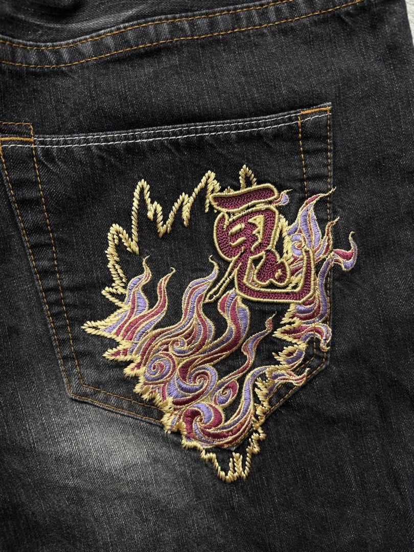 Oniarai Denim Jeans (Category: Jeans) located in Baguio. Submitted by thecollector2600 (Listing ID 1470941871, Image 3). Description: Waist-38” Outseam-41” Inseam-31” Leg opening-7.5” Rise-11” Thigh-11” Knee-9”.