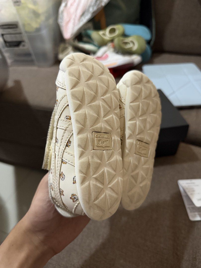 Onitsuka Mexico 66 kids 14.5cm (Category: Babies & Kids Fashion) located in Quezon City. Submitted by rrrandomsellerrr (Listing ID 1471029402, Image 2). Description: Original Onitsuka with box physically bought in Japan.