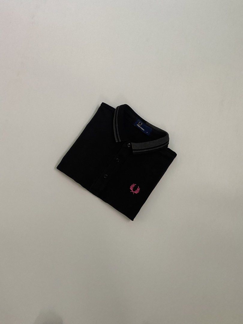 Orig Fredperry (Category: Tshirts & Polo Shirts ) located in Libmanan. Submitted by kushin2.0 (Listing ID 1470957229, Image 1). Description: Fred perry 18.3 x 26 Good as new No flaws 100% Original.
