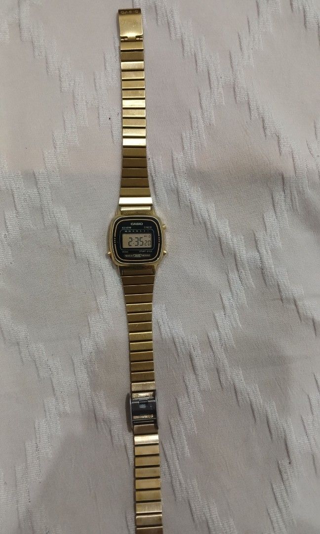 ORIGINAL CASIO (Category: Women's Watches) located in Manila. Submitted by silentcat.202107 (Listing ID 1471098891, Image 1). Description: .