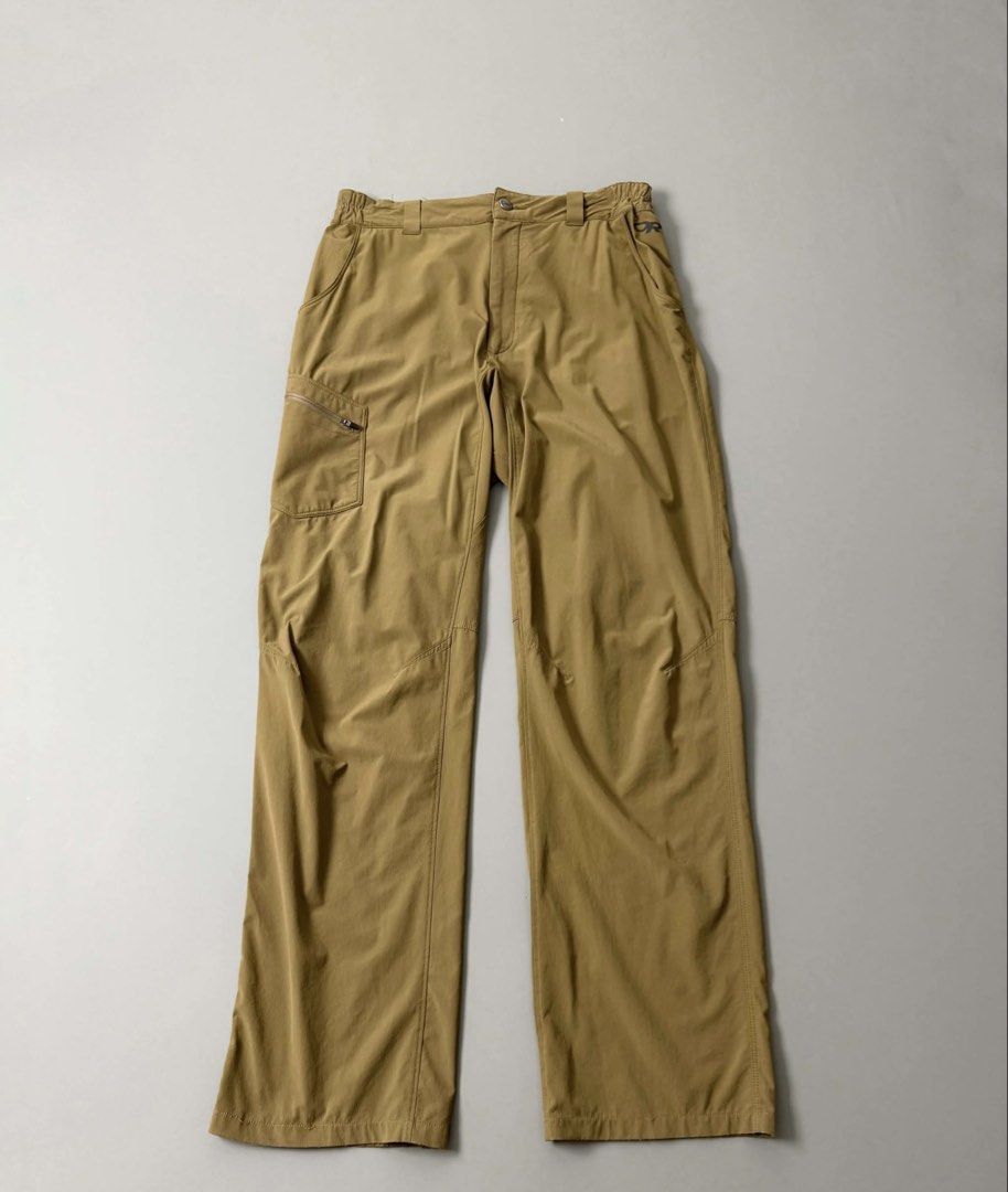 OUTDOOR RESEARCH FERROSI PANTS (Category: Jeans) located in Guagua. Submitted by sweetboyy (Listing ID 1471064496, Image 1). Description: OUTDOOR RESEARCH FERROSI PANTS EXCELLENT CONDITION SIZE 34 ON TAC DIMES: WAISTLINE 34-36 / LENGTH 41 / LEG OPENING 8.