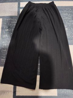(Category: ) located in . Submitted by motslovers (Listing ID 1470876388, Image 1). Description: .