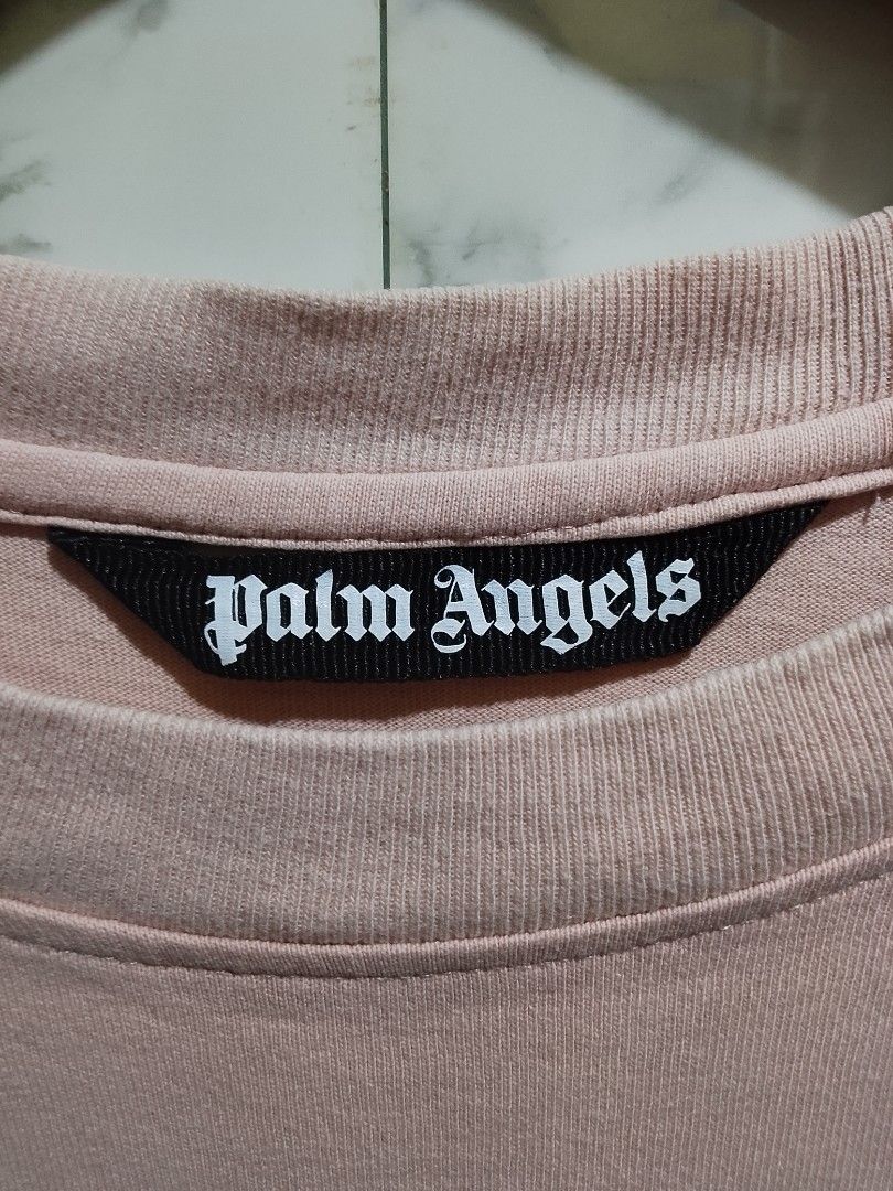 Palm Angels Kill The Bear T-shirt (Category: Tshirts & Polo Shirts ) located in Paranaque City. Submitted by lanceee.999 (Listing ID 1471100267, Image 3). Description: Size: M-L Complete Tags Off/Authentic No Issue Good Condition.