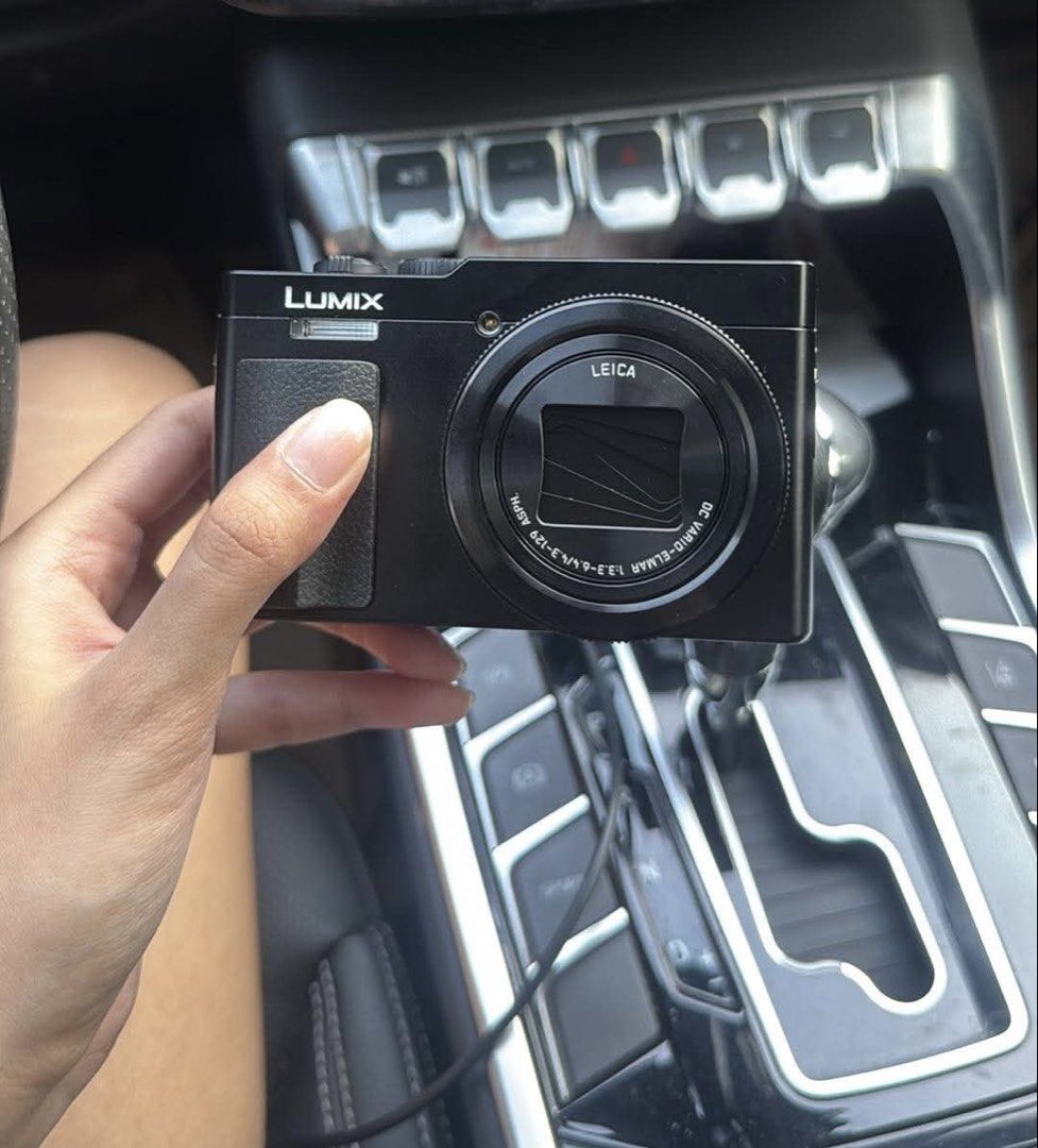 Panasonic Lumix TZ99 Compact Digital Camera (Category: Cameras) located in Manila. Submitted by stonkssellerz1 (Listing ID 1470970485, Image 1). Description: - Model: Panasonic Lumix TZ99 - Color: Black - Condition/Inclusions: Comes with original box packaging - Lens: Built-in Leica DC Vario-Elmar lens - Best for: Travel photography and everyday snapshots - Portability: Lightweight and easy to carry around RFS: Want to upgrade or swap for sony rx