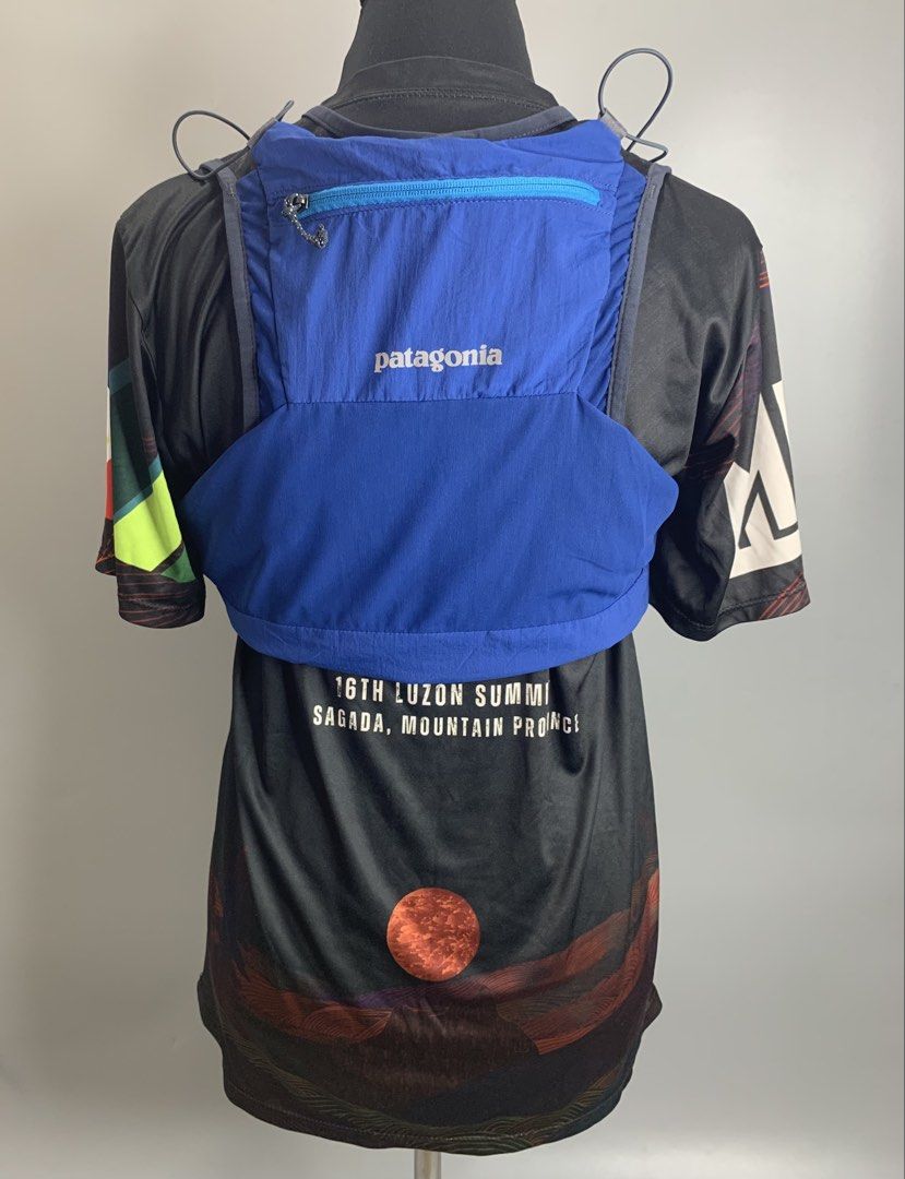 Patagonia Running Vest (Category: Backpacks) located in Binan City. Submitted by hybrid_archival_theory (Listing ID 1470966469, Image 2). Description: Patagonia Slope Runner Endurance Vest Unisex Size: Small In Excellent Condition 📩📩📩 DM to Purchase •Patagonia Slope Runner Endurance Vest (in a blue colorway), a lightweight, 3-liter trail running hydration vest. Key Features: • Capacity: 3 liters for essential trail gear • Hydration: Chest pock