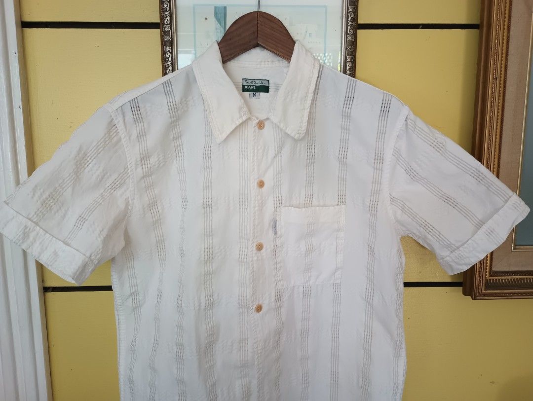 Paul Smith Jeans (Category: Formal Shirts) located in Las Pinas. Submitted by preloved_manila (Listing ID 1470974160, Image 2). Description: Medium 21.5 x 27 Missing buttons.