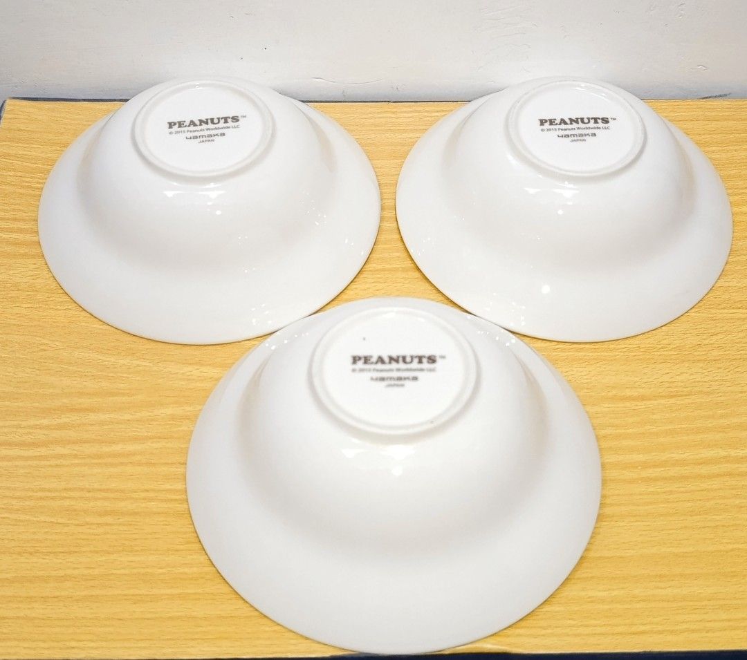 Peanuts Snoopy Ceramics Bowl (Category: Dinnerware & Cutlery) located in Binan City. Submitted by mayjhe (Listing ID 1470961285, Image 2). Description: 💛 For Sale 💛 🌸 Peanuts Snoopy 🍀 Ceramics Bowl 📍 Condition: Good 💰 Price is ₱ 165.00 each 👉 Other details posted 🇵🇭 Location Biñan Laguna 🛵 Courier J& T and Lalamove 📋 Shipping by schedule 📍 NO COD & COP 📌 All items are carefully packed and labeled with Fragile stickers for breakable g