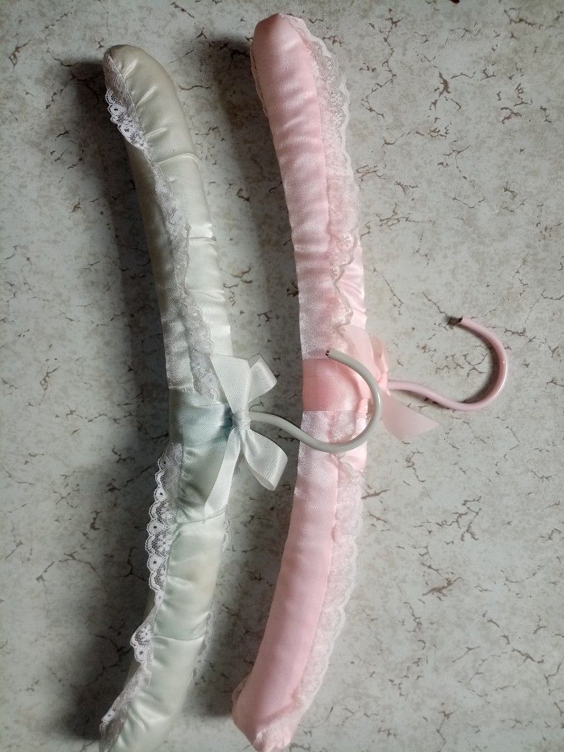 pink and blue coquette hangers (Category: Hooks & Hangers) located in Meycauayan. Submitted by midori021 (Listing ID 1471116613, Image 2). Description: di nagagamit needs a bit cleaning lang lalo yung blue 2 for 250 sf c/o buyer.