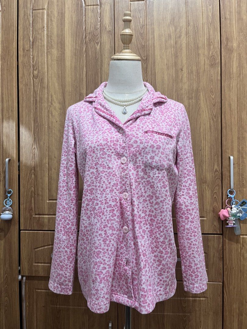 Pink leopard print (Category: Coats, Jackets and Outerwear) located in Manila. Submitted by brightwind_62659f (Listing ID 1471094301, Image 2). Description: - Fluffy pink and white leopard print design - Classic collar with satin pink trim and matching chest pocket - Front button closure with cute pink round buttons - Long sleeves made from super soft and cozy material - Ideal for lounging at home or sleeping in comfort.