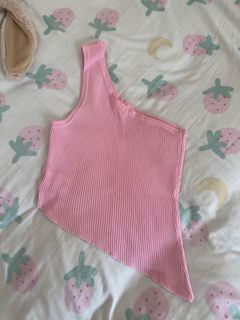 (Category: ) located in . Submitted by preloved-bycath (Listing ID 1471078876, Image 1). Description: .