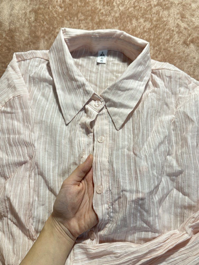 PINK STRIPED LONGSLEEVES (Category: Longsleeves) located in Cavite. Submitted by prelovedbyreluv (Listing ID 1471039306, Image 2). Description: small-med.