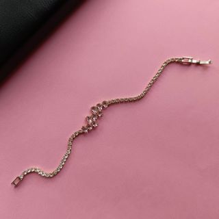(Category: ) located in . Submitted by enchantra_gems (Listing ID 1470774573, Image 1). Description: .