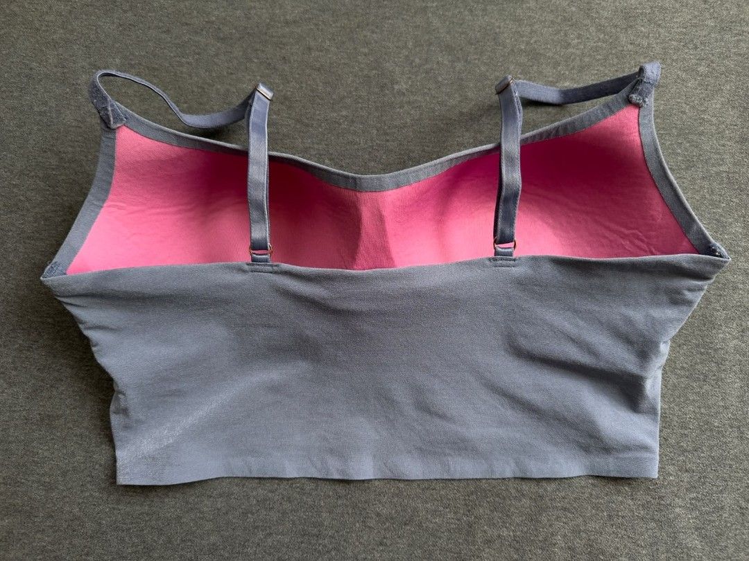 Pink vs wireless bra 34cd/36ab (Category: Undergarments & Loungewear) located in Llanera. Submitted by expresclothing (Listing ID 1471061635, Image 3). Description: .