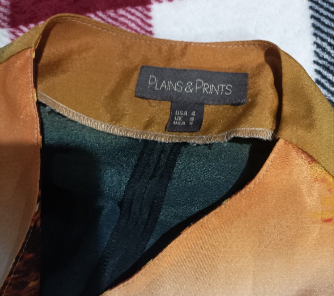 Plains & Prints Blouse (Cover-Up) (Category: Blouses) located in Marikina City. Submitted by thevelvetcat (Listing ID 1471081914, Image 3). Description: .