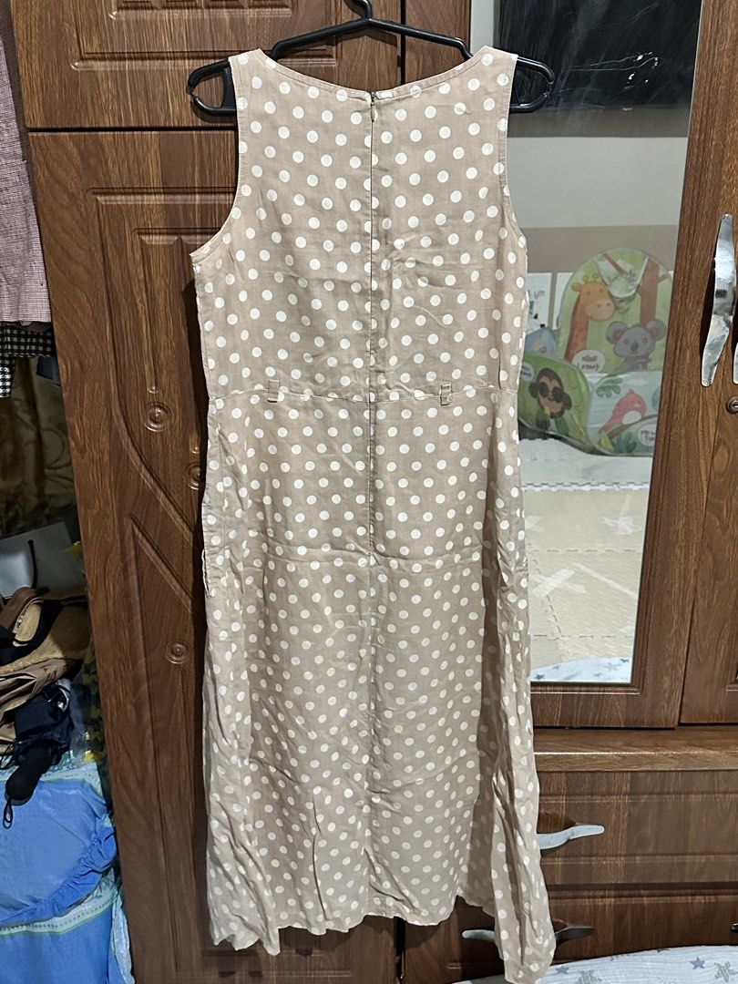 Polka Maxi Dress (Category: Dresses) located in Makati City. Submitted by jannst (Listing ID 1471032064, Image 3). Description: .