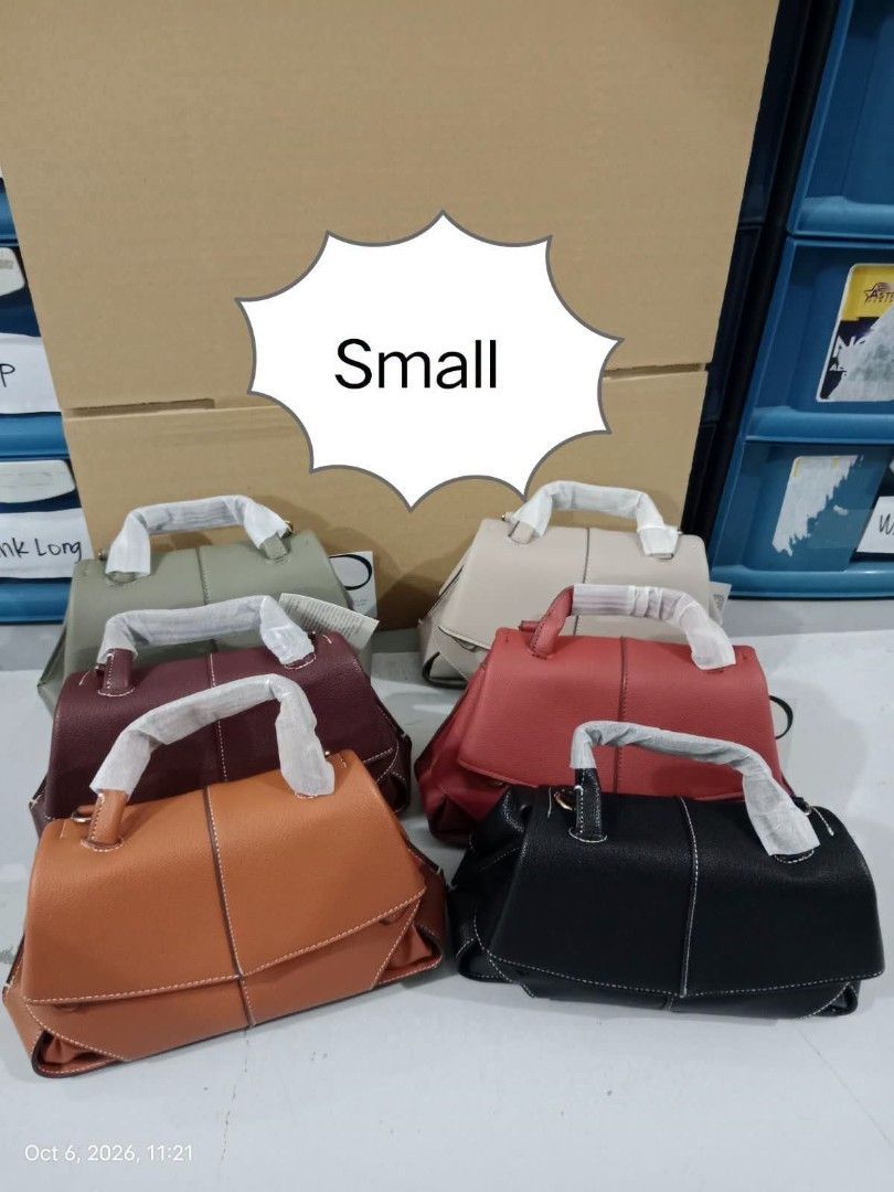 POLÈNE SMALL HANDBAG (Category: Shoulder Bags) located in Makati City. Submitted by bagaffairmanila (Listing ID 1471024229, Image 3). Description: 🤎✨ ELEGANCE DOESN'T HAVE TO BE EXPENSIVE! ✨🤎 👜 POLÈNE SMALL HANDBAG 💕 Minimalist Collection | Chic, Classy & Timeless 💖 LUXURY FOR LESS! Your new everyday favorite is here! 😍 Featuring a beautifully structured silhouette, elegant curved details, and a sophisticated minimalist design. Perfect for 
