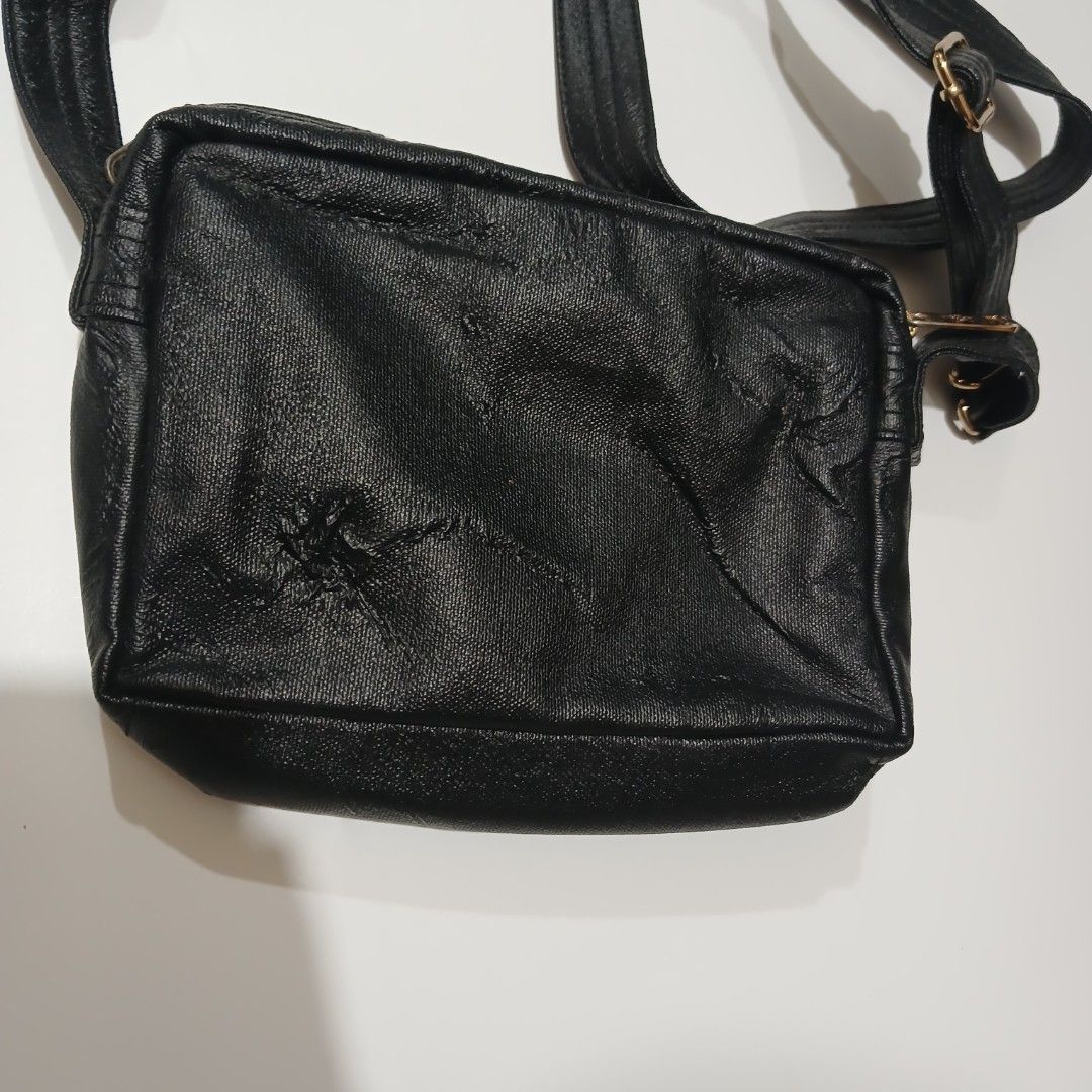 PORTER SLING BAG (SMALL) (Category: Sling Bags) located in Ozamiz City. Submitted by 2nd.sight (Listing ID 1471022390, Image 3). Description: *needs wash fresh from bale approximate dimes: w:8.5 l:6.5 depth:2.5 issue: seen on pics.
