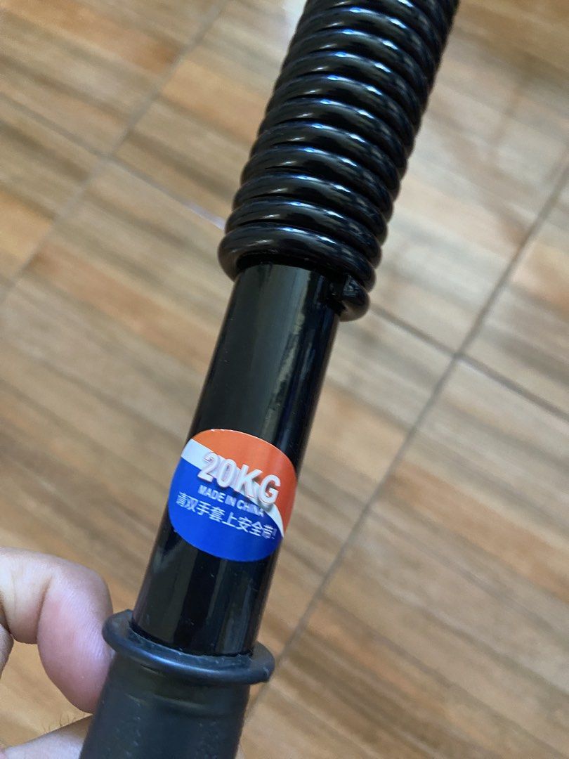 Power Twister 20kg (Category: Toning & Stretching Accessories) located in Cavite. Submitted by seppp22 (Listing ID 1471000127, Image 2). Description: Almost New 180 pesos My Location:Lancaster New City Genera Trias Cavite Can ship Nationwide via jnt Pwede Meetup around Lancaster Pwede Lalamove .