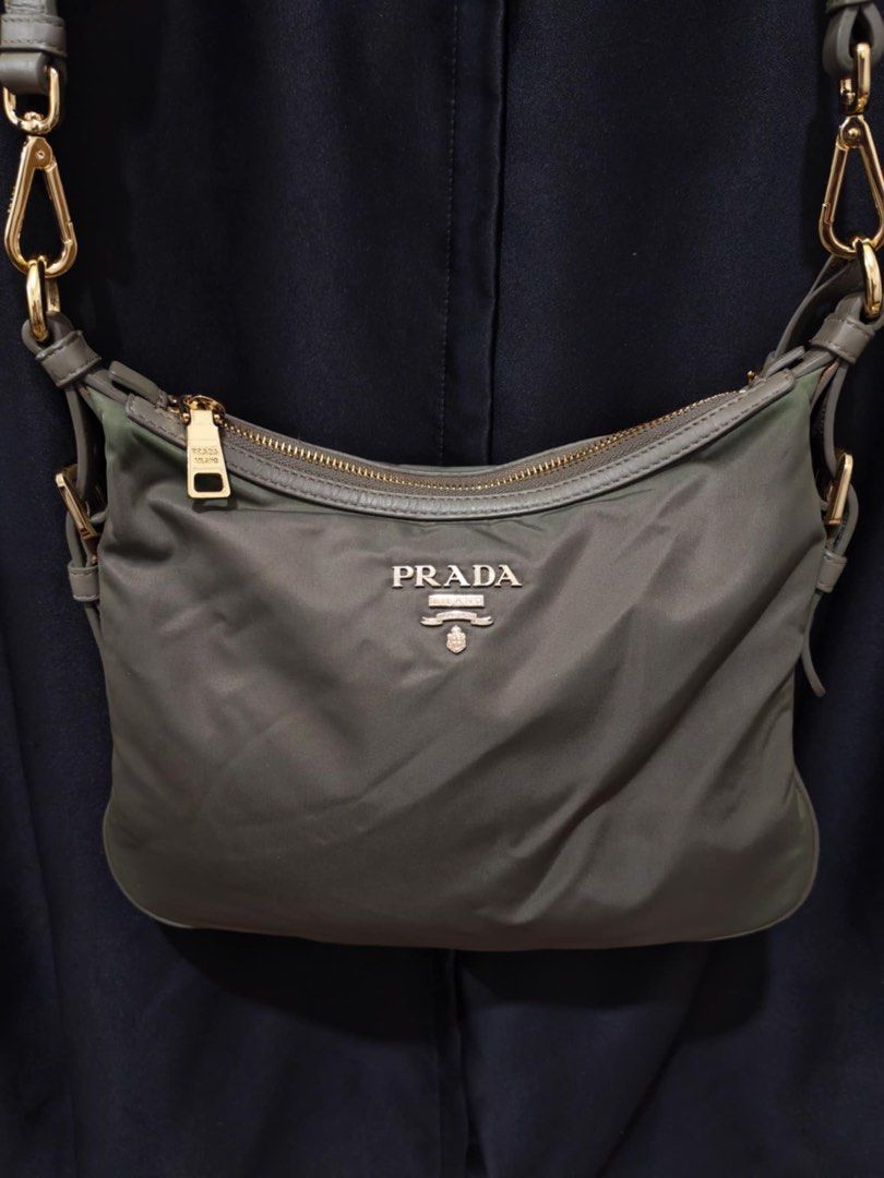 Prada Crossbody (Category: Luxury Bags & Wallets) located in Baguio. Submitted by thriftedbaguio (Listing ID 1471094739, Image 2). Description: Very Good Condition Color rate 9.5 With Sign of Use .