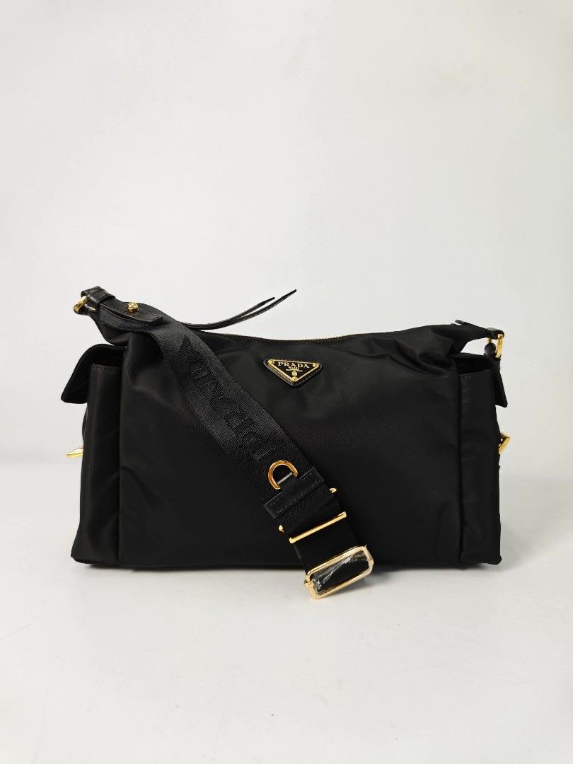 Prada Explore Large Re-Nylon Shoulder Bag in black (Model 1BC264) (Category: Tote Bags) located in Quezon City. Submitted by brittneytan (Listing ID 1471026788, Image 3). Description: .