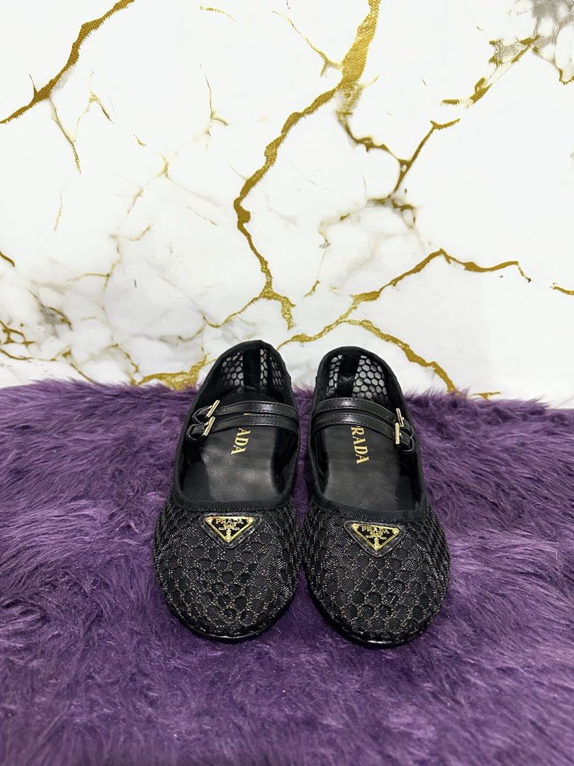 Prada mary jane (Category: Flats & Sandals) located in Marikina City. Submitted by georgiaprelovestuff (Listing ID 1470997318, Image 1). Description: size 36 PLEASE READ BEFORE MAKING AN OFFER: 🔹No inclusions since this is preloved 🔹NO to low ballers please 🔹NO meetups due to busy schedule 🔹If you make an offer, please get the item let's not waste each other's time 🔹NO return NO exchange NO cancellation 🔹Please manage your expectation since
