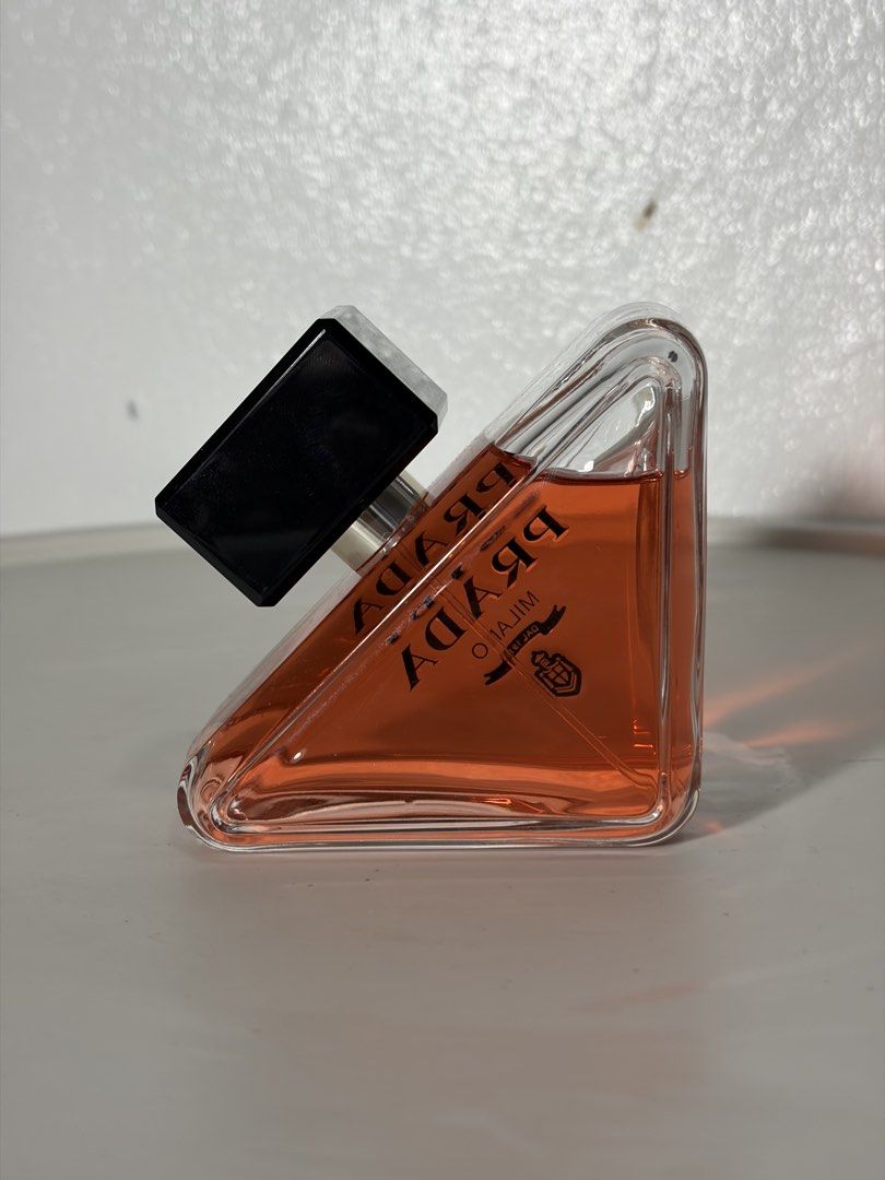 Prada Paradoxe Intense Eau de Parfum (Category: Fragrance & Deodorants) located in Manila. Submitted by jamesscarlo (Listing ID 1471024108, Image 2). Description: Original and with box Location: Pampanga.