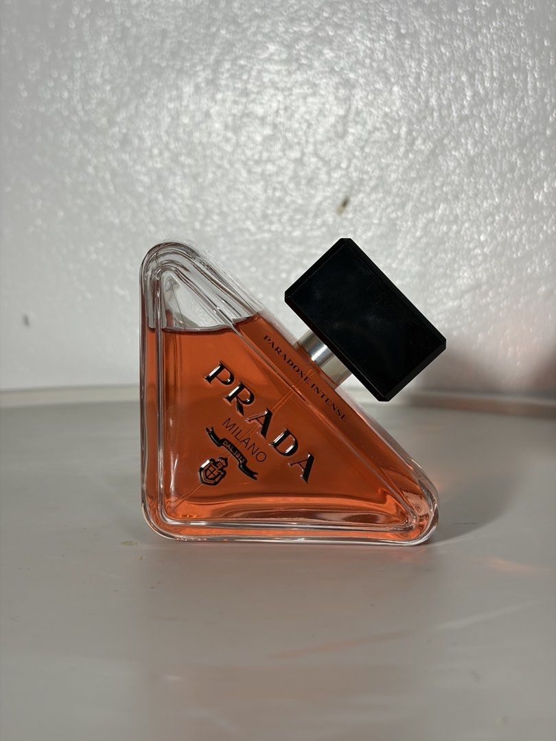 Prada Paradoxe Intense Eau de Parfum (Category: Fragrance & Deodorants) located in Manila. Submitted by jamesscarlo (Listing ID 1471024108, Image 1). Description: Original and with box Location: Pampanga.