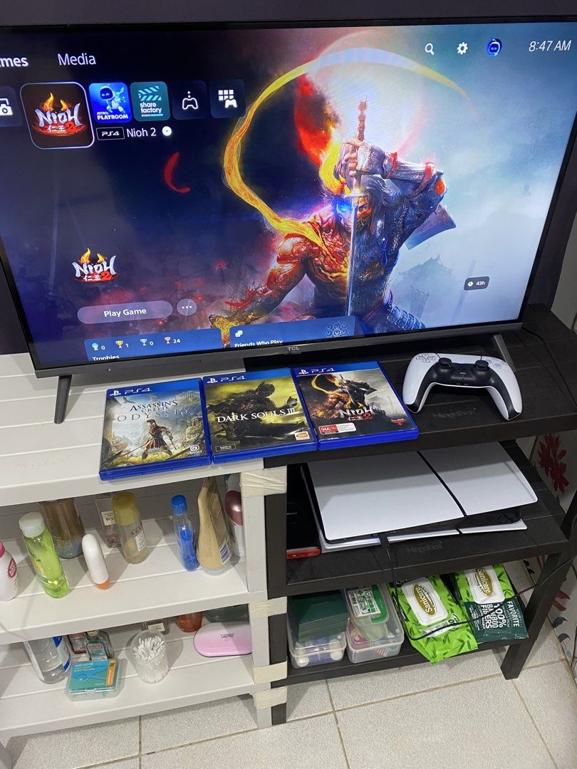 Ps5 slim with 2TB game drive 3 games 1DS (Category: PlayStation) located in Manila. Submitted by willyvertis07 (Listing ID 1470942327, Image 3). Description: Meet up test dito sa bahay ko .