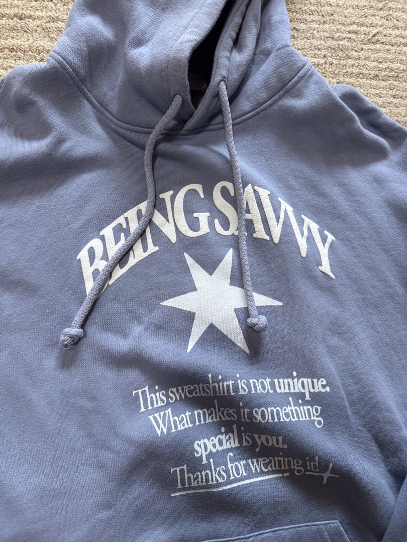 Pull&Bear Blue Graphic Hoodie Size S (Category: Coats, Jackets and Outerwear) located in Manila. Submitted by haobinz_01 (Listing ID 1471020137, Image 2). Description: - Brand: Pull & Bear (Pacific Republic Collection) - Color: Muted blue - Size: Small (EUR/USA/MEX) - Material/Origin: Made in Portugal - Features: Adjustable drawstring hood, front kangaroo pocket.