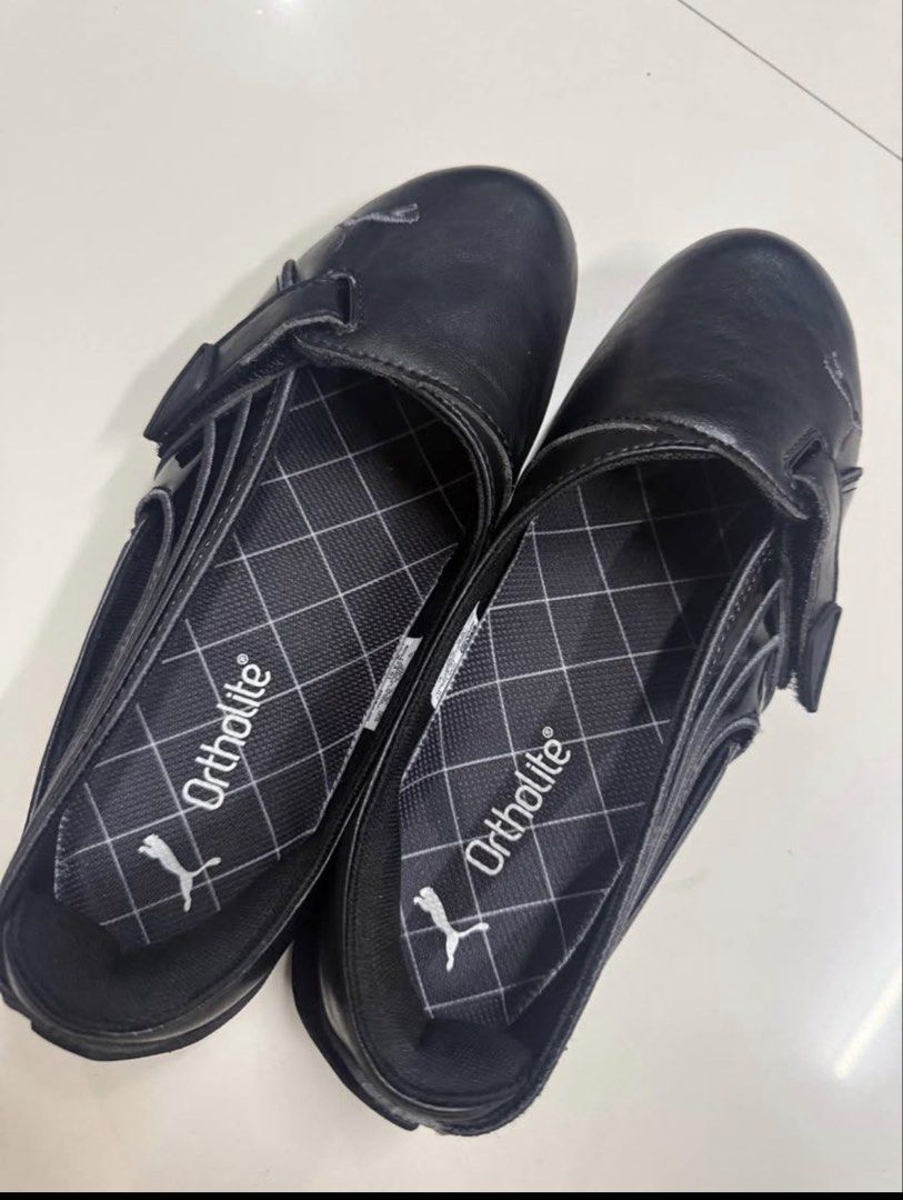 PUMA SLIPCAT BALLET WNS SNEAKERS (Category: Flats & Sandals) located in Cagayan de Oro. Submitted by onthemix (Listing ID 1471053820, Image 1). Description: - Brand: Puma - Style: Black flats with top strap closure - Size: US 5.5 / CM 22 - Comfort: Ortholite cushioned insoles with grid pattern footbed - Design: Smooth synthetic upper with glossy side panels and white Puma cat logo on heel and outsole - Condition: Excellent pre-loved / like new NE