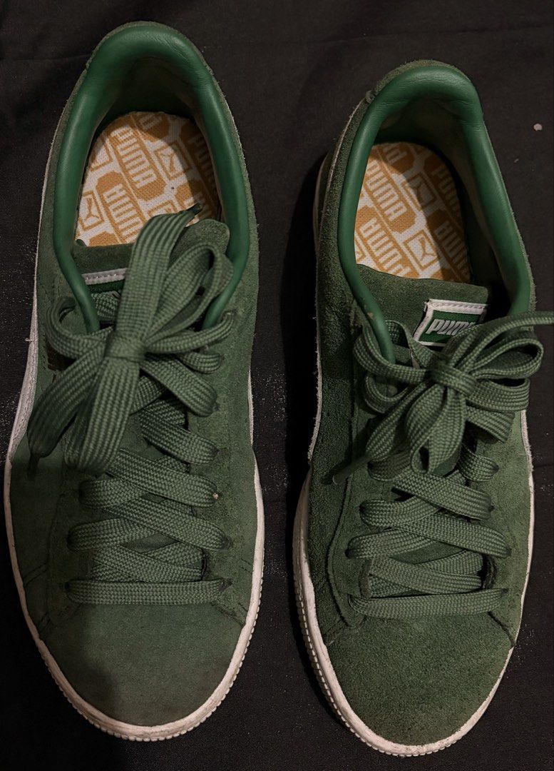 Puma Suede Green White Sneakers (Category: Sneakers) located in Tuguegarao City. Submitted by caridadrelin (Listing ID 1471100415, Image 3). Description: - Brand: Puma - Style: Suede Classic Low-Top Sneakers - Color: Rich Green with White Formstripes - Details: Distinctive gold Puma Suede branding on the outer side, textured green laces, and patterned cushioned insoles - Condition: minimal signs of wear, need cleaning lang Location: Sampaloc, Man