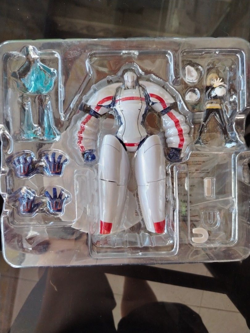 RARE Bandai Robot Spirits Heroman (Category: Figurines & Statues) located in Tanza. Submitted by takodachi23 (Listing ID 1470971818, Image 3). Description: Bandai Robot Spirits Heroman Box Condition: 8/10 Main Figure and parts: 10/10.