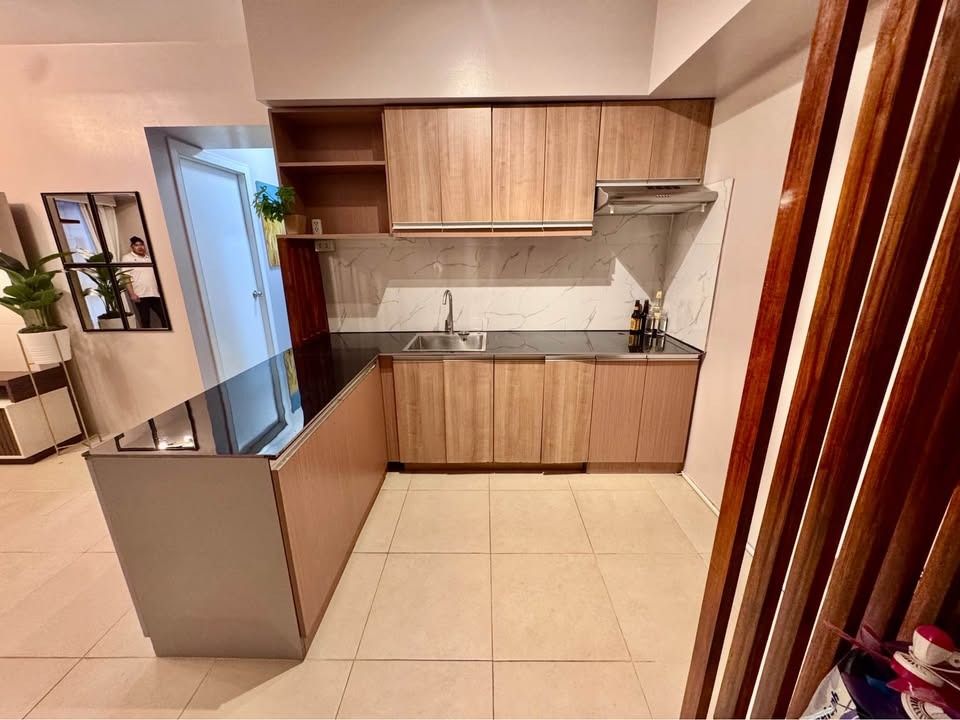 Rare lower floor unit in Avida 34th (Category: Apartments & Condos) located in Taguig. Submitted by rinalyn.a (Listing ID 1470958239, Image 1). Description: Avida 34th - 62.61sqm - 2 bedrooms, 2 T&B - Maid's room - Semi furnished - 1 Parking Slot - Rare lower floor - Corner Unit - 15.5M Net .