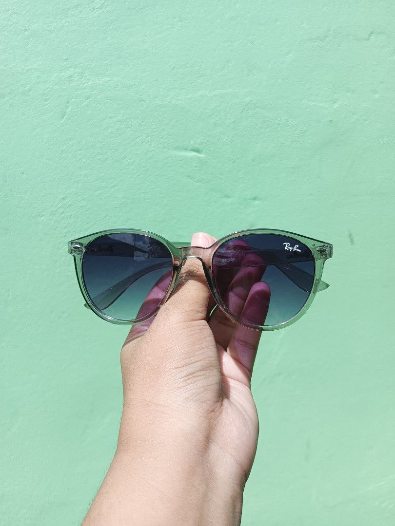 Ray-Ban Sunglasses Bundle Assorted Styles and Colors (Category: Sunglasses & Eyewear) located in Silang. Submitted by amara_apparel (Listing ID 1471113527, Image 1). Description: - Ray-Ban sunglasses collection available for individual purchase - Variety of iconic frames: Round, Square, Aviator, and Gradient lens designs - Frame & lens color options: Transparent grey, matte black, tortoise shell, and folding brown - Signature details: White Ray-B