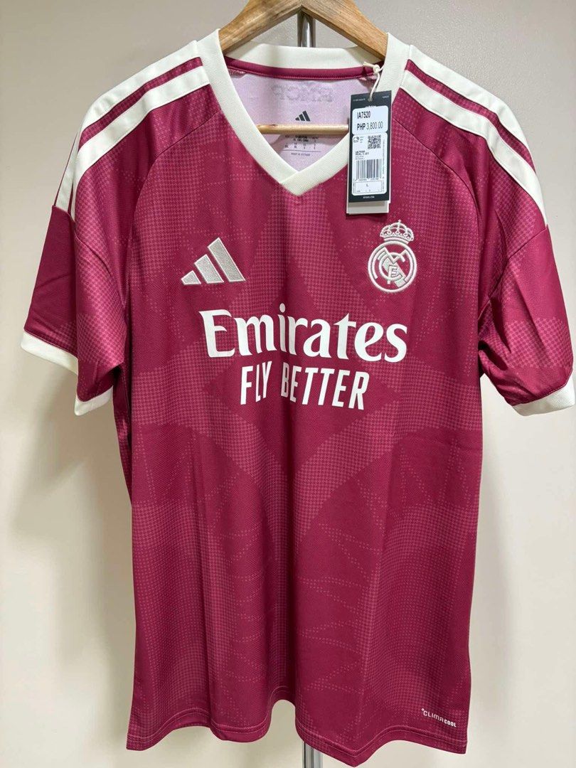 Authentic Real Madrid 26/27 Third Jersey (Category: Activewear) located in Manila. Submitted by sheshi_king (Listing ID 1471075850, Image 1). Description: Brand New! Authentic Real Madrid 26/27 Jersey 4 Stocks Available! Size: Large SRP: 3,800 selling for 1900 Only Can do videocall sa JNT before payment!.