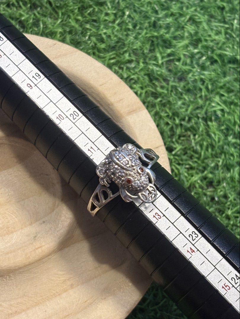 Real sterling silver ring size 12 (Category: Rings) located in Davao. Submitted by ememlou17 (Listing ID 1470953957, Image 2). Description: Ring Real sterling silver 925 3.34grams. Size 12. Complete pa ang stones. #japanjewelriessurplus #legit925 #sterling silver.