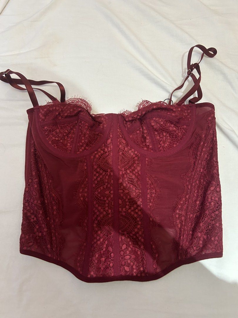Red corset (Category: Shirts) located in Manila. Submitted by coquettecosette (Listing ID 1470957910, Image 1). Description: Never worn Red corset for night outs!❤️.