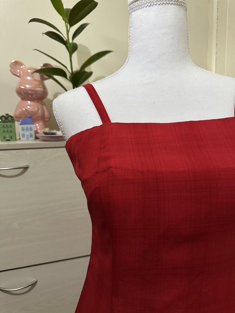 Red Custom Made Square Neck Spaghetti Strap Mini Dress XS-S (Category: Dresses) located in Antipolo. Submitted by wxyz9876 (Listing ID 1471057539, Image 3). Description: - Color: Bright red - Style: Custom-made mini dress with a fitted silhouette and structured front seaming - Neckline & Straps: Square neckline with thin spaghetti straps - Fabric: Unique textured weave - Length: Short - Size: Fits Extra Small to Small frames - Condition: Excellen