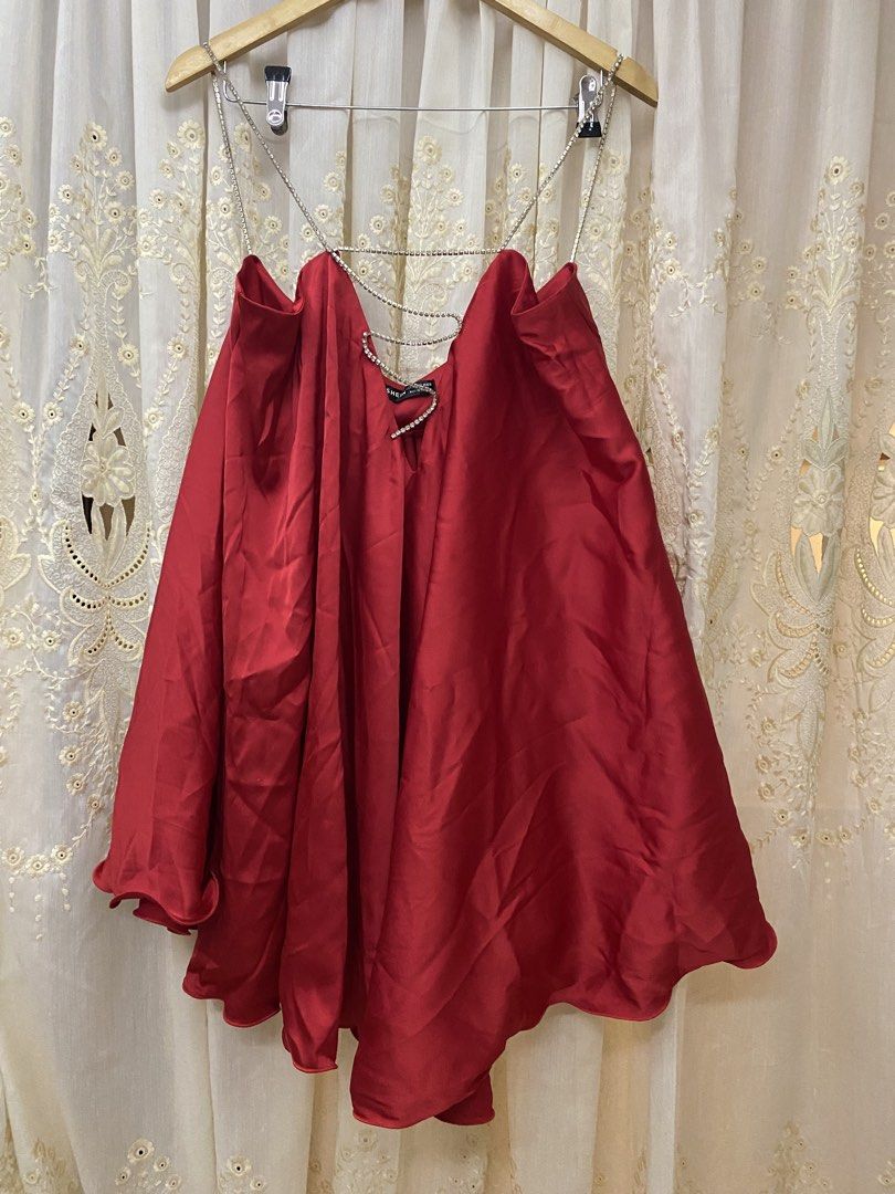 Red Silk dress (Category: Dresses) located in Trece Martires City. Submitted by reloveandrestyle (Listing ID 1470951849, Image 2). Description: -High Quality silk-satin -with crystal straps -Fit to L-XL.