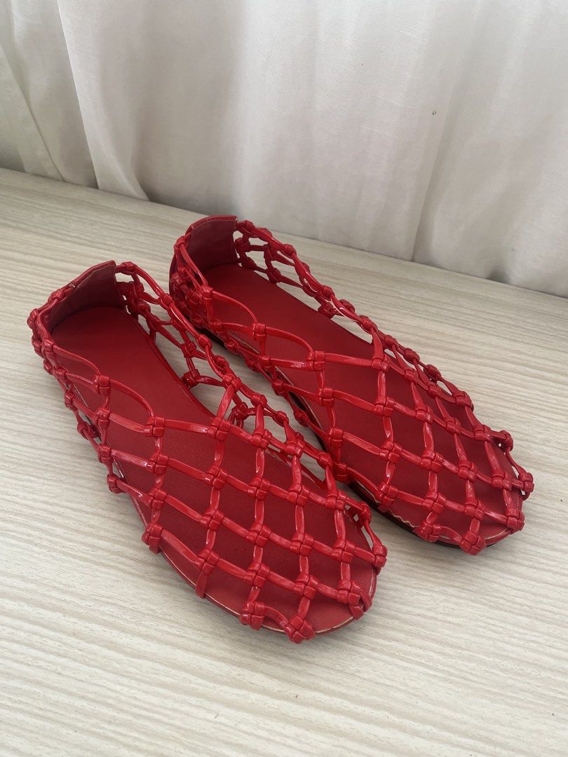 Red Woven Mesh Flat Shoes (Category: Flats & Sandals) located in Cebu City. Submitted by stylebyregi (Listing ID 1470968762, Image 1). Description: No issues Used less than 5x True to size 24.5cm No brand bought online (for 899).