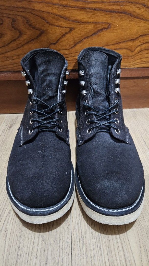 Redwing 8174 Round Toe Abilene Roughout (Category: Boots) located in Taguig. Submitted by wolffangs (Listing ID 1470983003, Image 1). Description: Red Wing 8174 Round Toe Abilene Size 7.5D Black "Abilene" Roughout leather With minimal heel drags and toe drag issue: soles are yellowish due to storage.