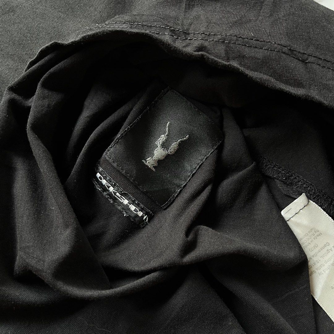 Rick Owens (Category: Luxury Apparel) located in Lucena. Submitted by RAGGGGSSSS (Listing ID 1471057929, Image 3). Description: Rick Owens Jumbo Shirt Oversize 33x26 Verygood Condition 9.5/10 Color Rate No Major issue .
