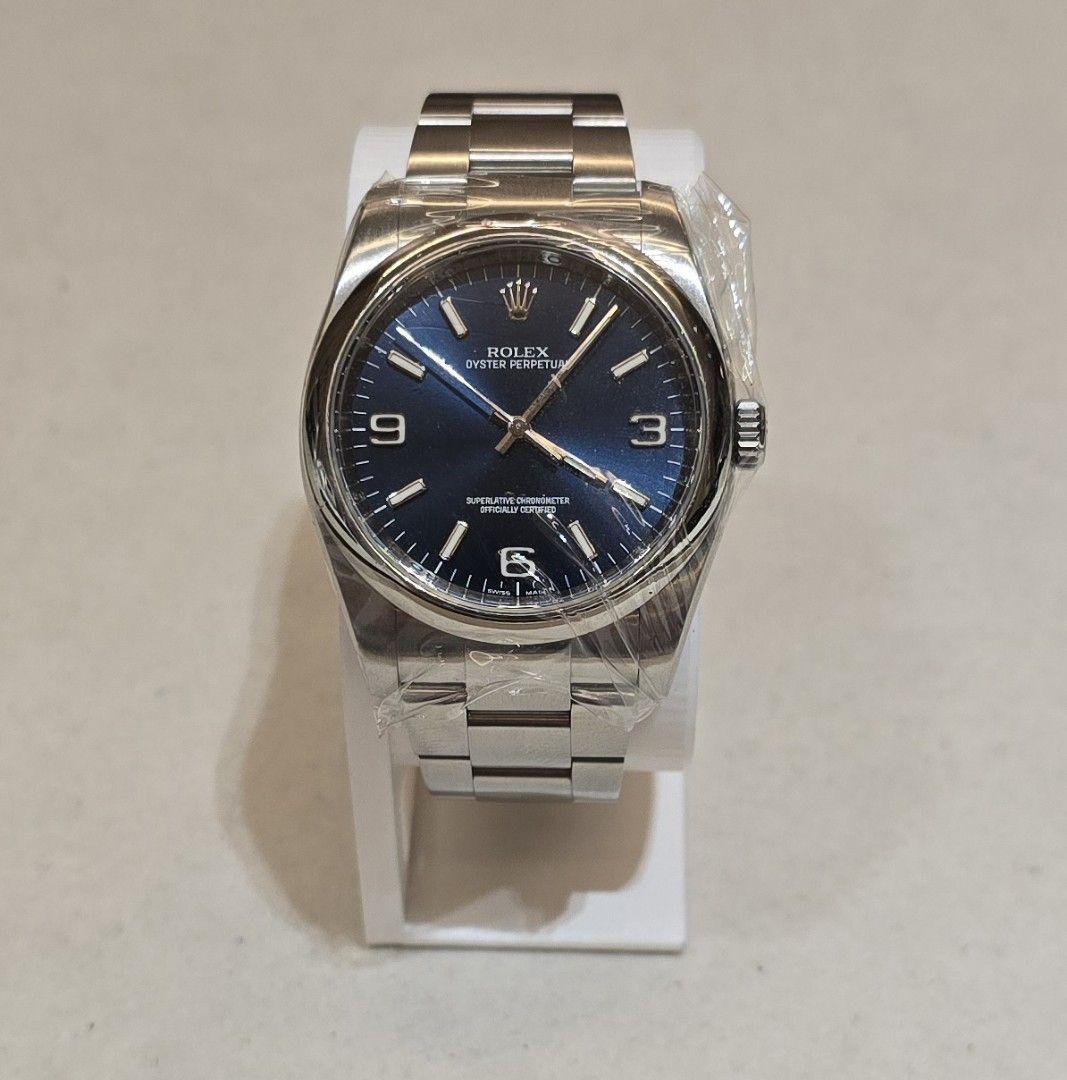 Rolex Oyster Perpetual Blue Dial Watch (Category: Luxury Watches) located in Manila. Submitted by rhyswatchphil (Listing ID 1470935311, Image 1). Description: Rolex Oyster Perpetual 36 Blue 36mm 116600 Year 2012 Full Set Condition 9.8/10 430,000.