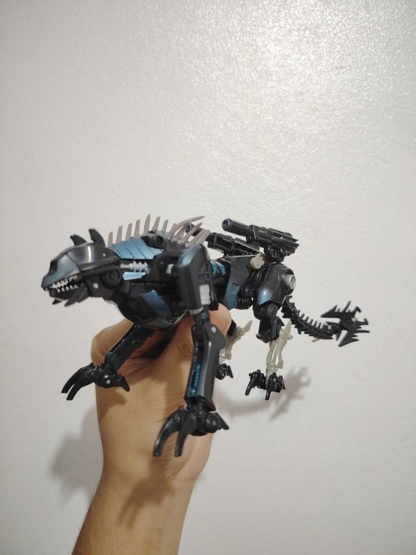 ROTF : Dark Ravage (Category: Action & Battle Toys) located in Manila. Submitted by dccollectiblesss (Listing ID 1471082810, Image 1). Description: WYSWYG What You See What You Get All Authentic, limited supply only 1st To Pay Gets The Item Shipping : Lalamove, LBC, JNT Meet Up Locations : Festival Mall, ATC Alabang Town Centre, SM Southmall #CollectorLife #collector #Collectibles.