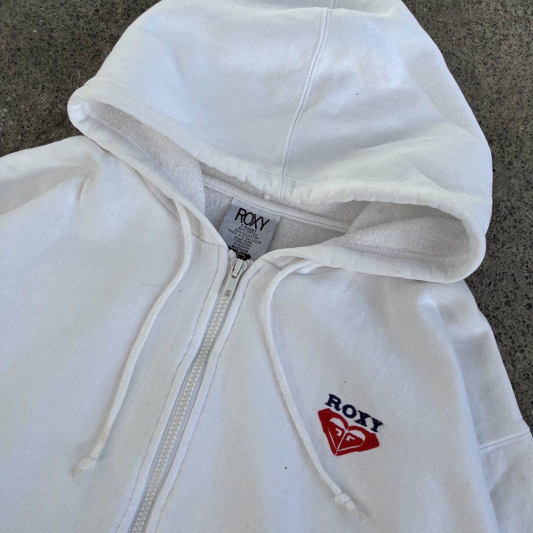 Roxy Zip Hoodie Jacket (Category: Activewear) located in Nagcarlan. Submitted by swiftgem-d189 (Listing ID 1471040946, Image 3). Description: Pm for more details!.
