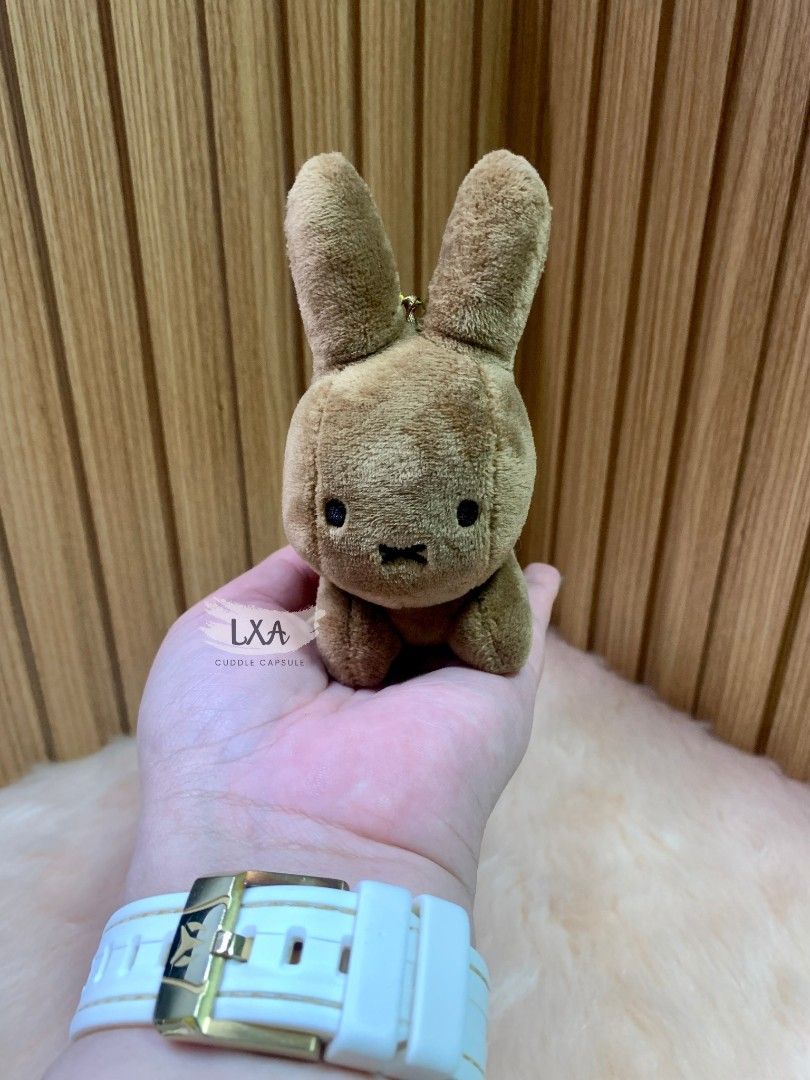 Running Miffy Bag Charm ᥫ᭡. (Category: Plushies & Soft Toys) located in Manila. Submitted by lxacuddlecapsule (Listing ID 1470946444, Image 1). Description: 🧸ྀི no papertag 🧸ྀི no flaws/stain 🛍️ PLEASE READ BEFORE PURCHASING ✨ Item Information • Authentic imported items from Japan unless stated otherwise. • Please review all photos carefully before purchasing. • Colors may vary slightly due to lighting and screen settings. 💳 Payment ✔ GCash ✔