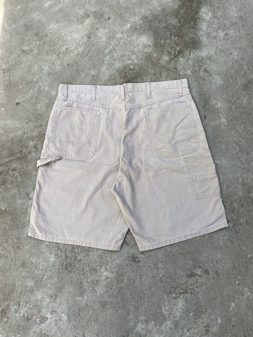 Rustler Carpenter short 🛠️ (Category: Shorts) located in Roxas City. Submitted by patch_archive (Listing ID 1471067693, Image 1). Description: Rustler Carpenter short 🛠️ 📏 ACTUAL DIMENSION USING INCHES 👖 WAIST : 38 👖 LENGTH : 23 👖 HEM : 12.5 👖 FLAWS : STAIN 🏷️ PRICE : 350 PHP + SF * MESSAGE ME IF YOU HAVE ANY OTHER QUESTION ABOUT SIZING . 🚚 Local shipping fee ( 70-85 Php) ✈️ International Shipping fee cost “DM” 💳 Mode of payment ( Gcash