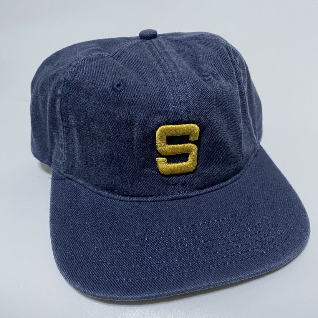 s logo 6 panel cap (Category: Caps & Hats) located in Quezon City. Submitted by hatlocker (Listing ID 1471036808, Image 1). Description: 590 shipped dm.